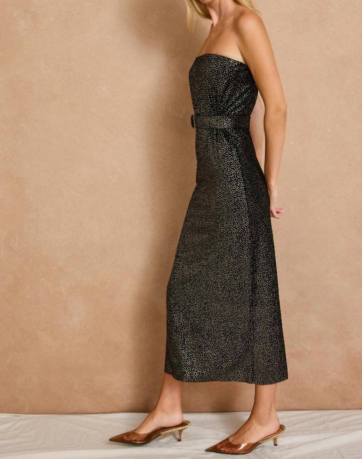 Dress Forum - Midnight Muse Velvet Strapless Dress