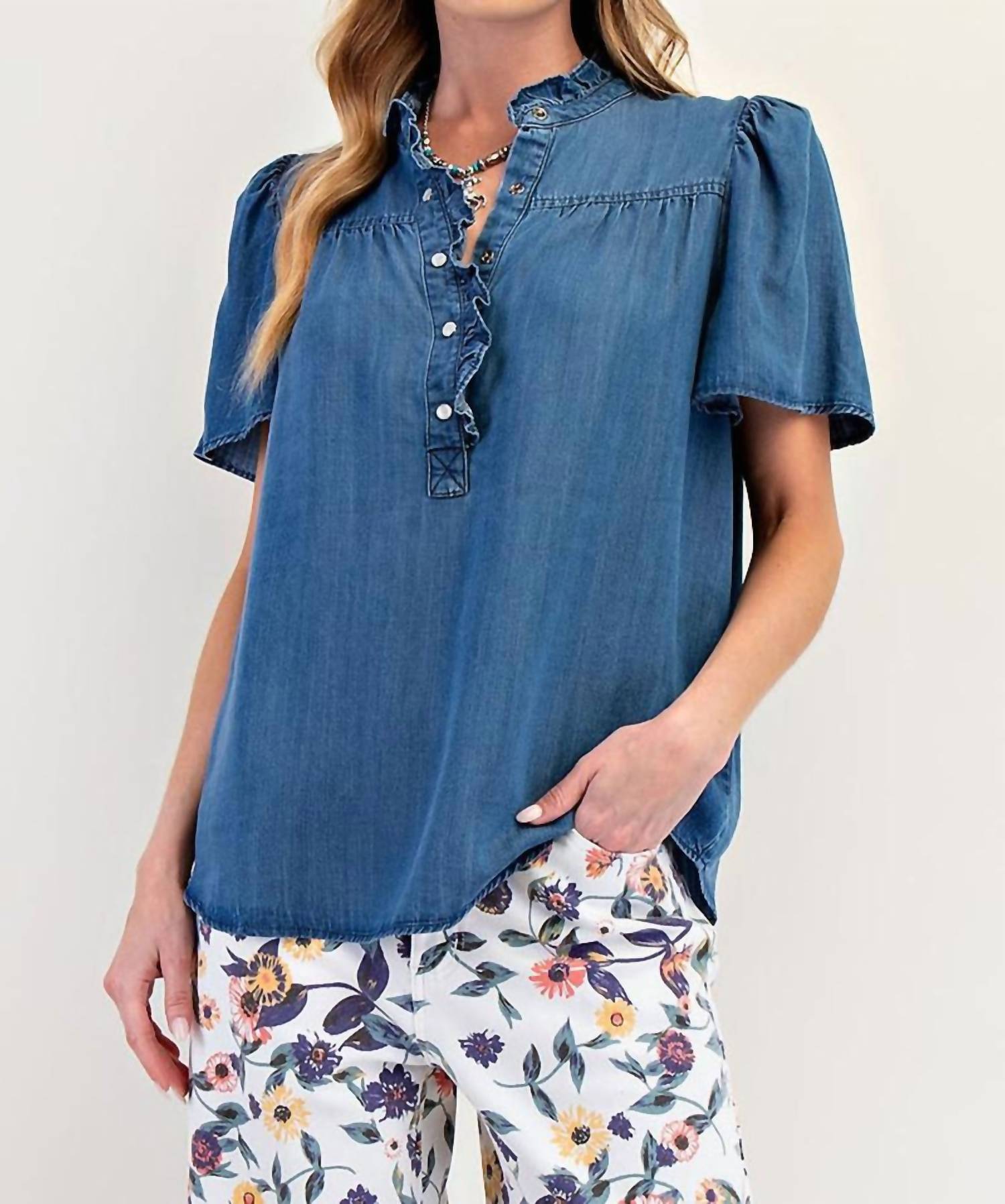 Easel - Mallory Chambray Top