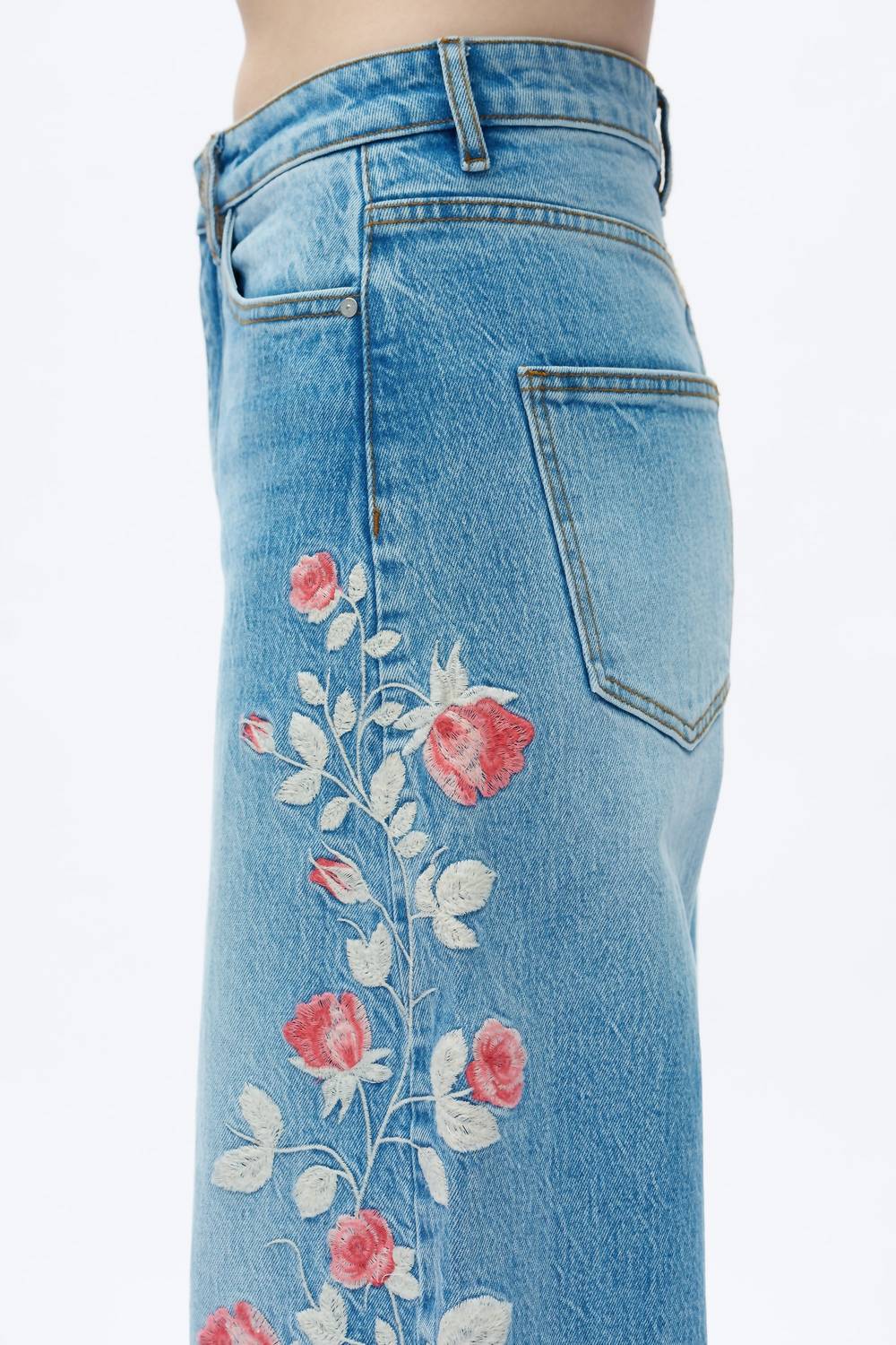 Bayeas - Tokio Embroidered Barrel Jeans