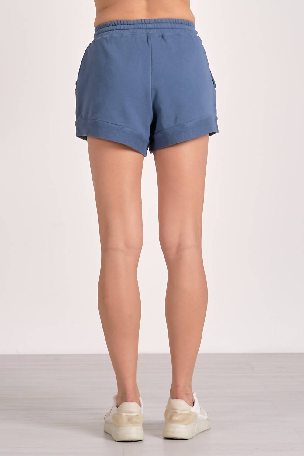 ELAN Cute Sweat Shorts in blue - women's shorts - detail view