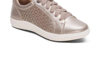 Aetrex - Women's Courtney Cutout Sneaker