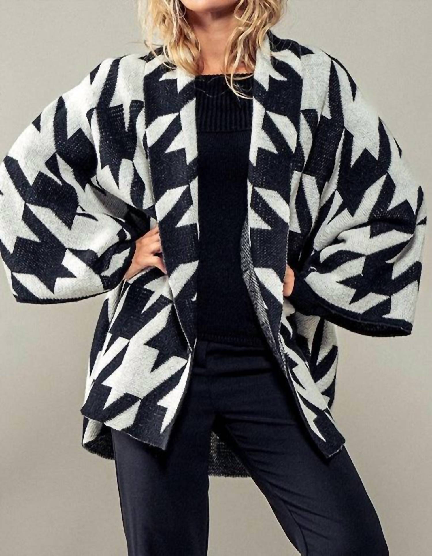 Urban Daizy - Chunky Houndstooth Cardigan