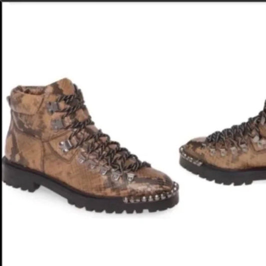 Schutz - Ariabelle Lug Sole Booties