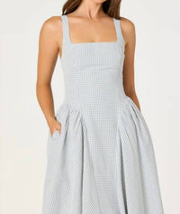Astr - Vinya Bow-back Midi Dress