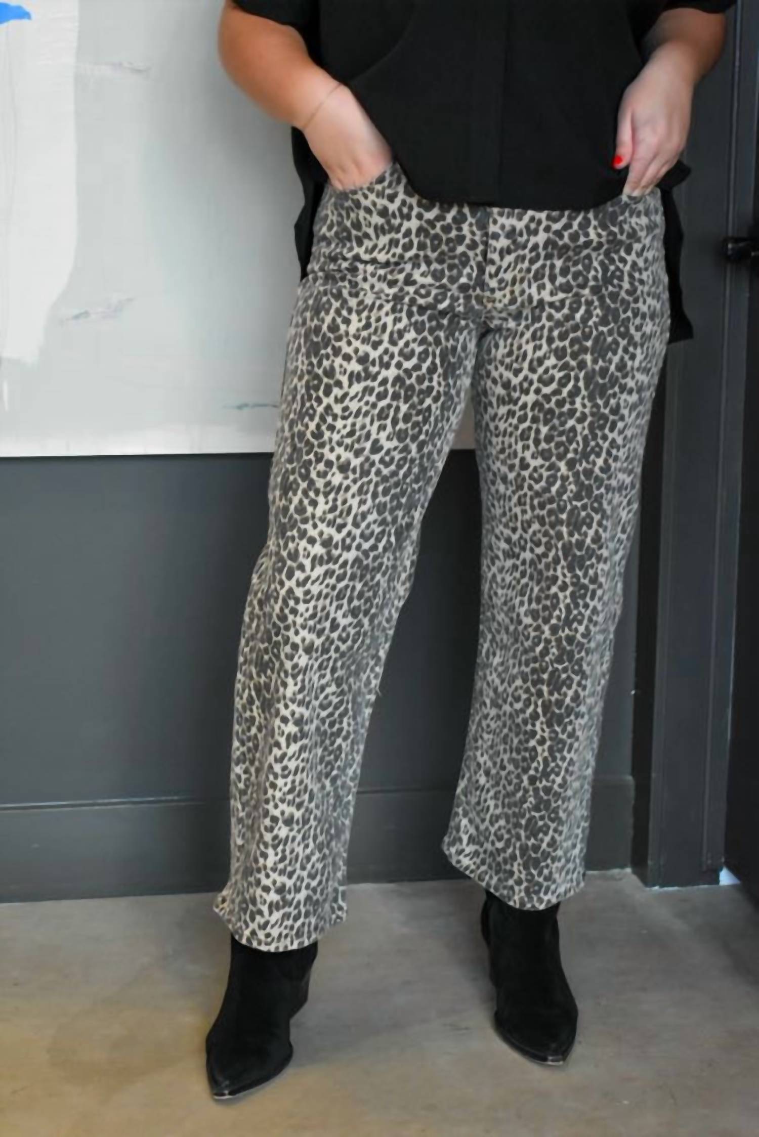 Just Black Denim - Women's High Rise Vintage Straight Pants