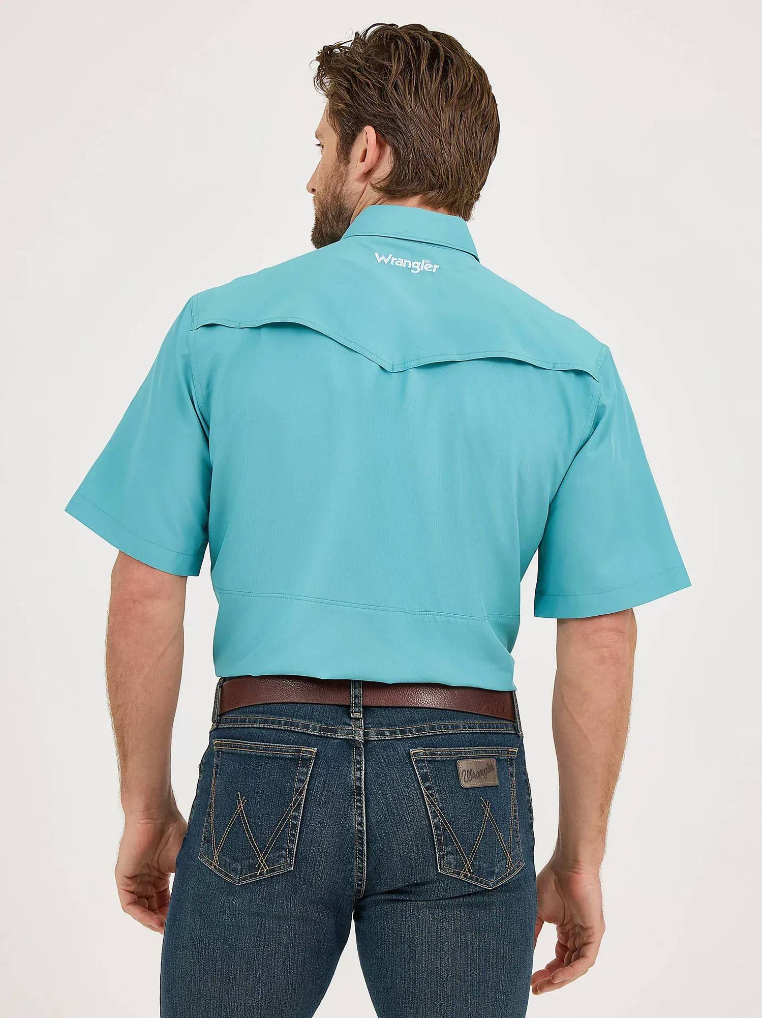 Wrangler - Men's Short Sleeve Performance Shirt