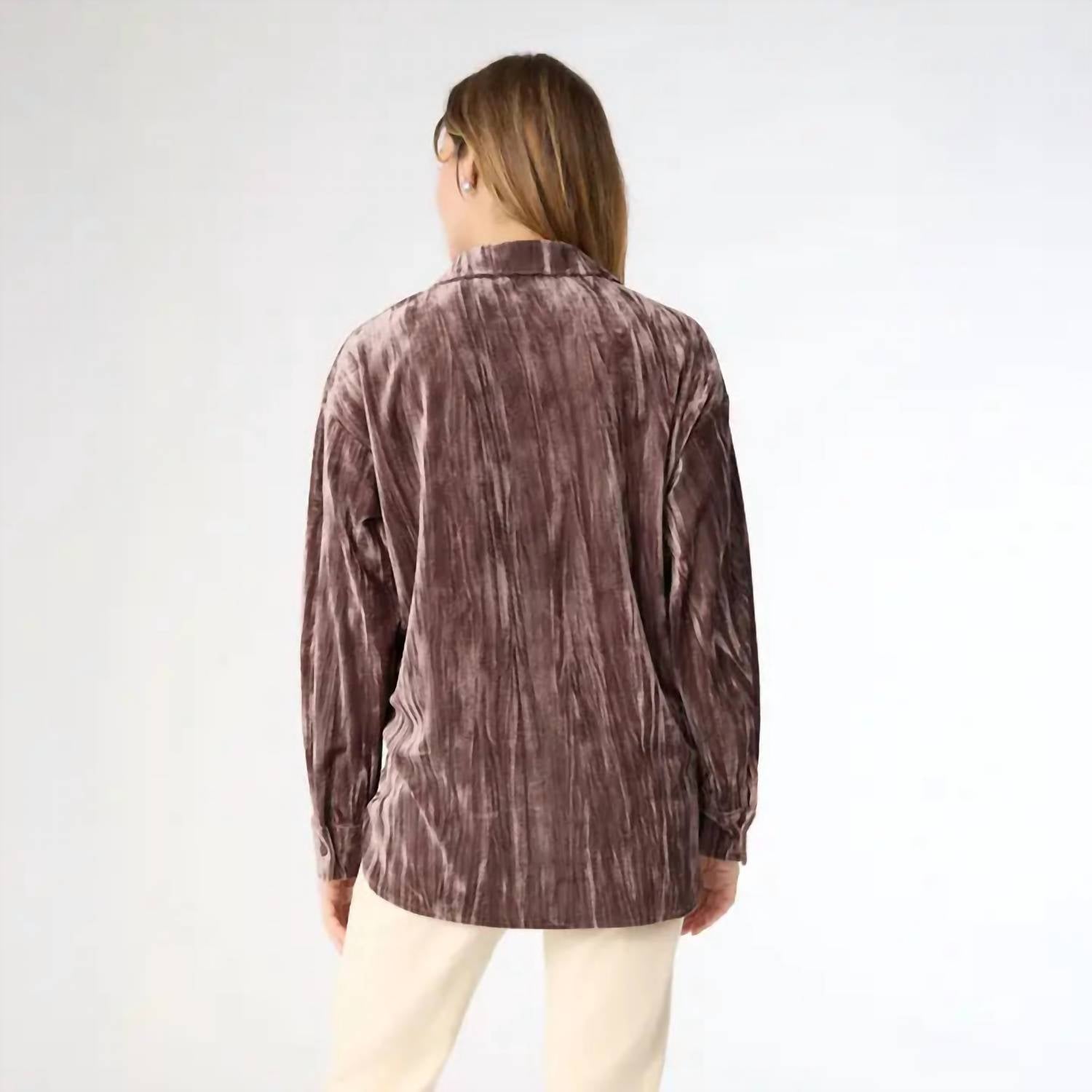 Coco + Carmen - Avyanna Crinkle Velour Button Front Top