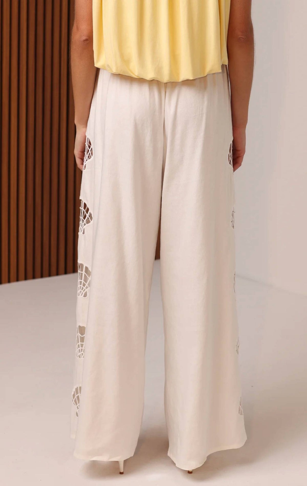 Shore - Shelly Relaxed Wide-leg Pant