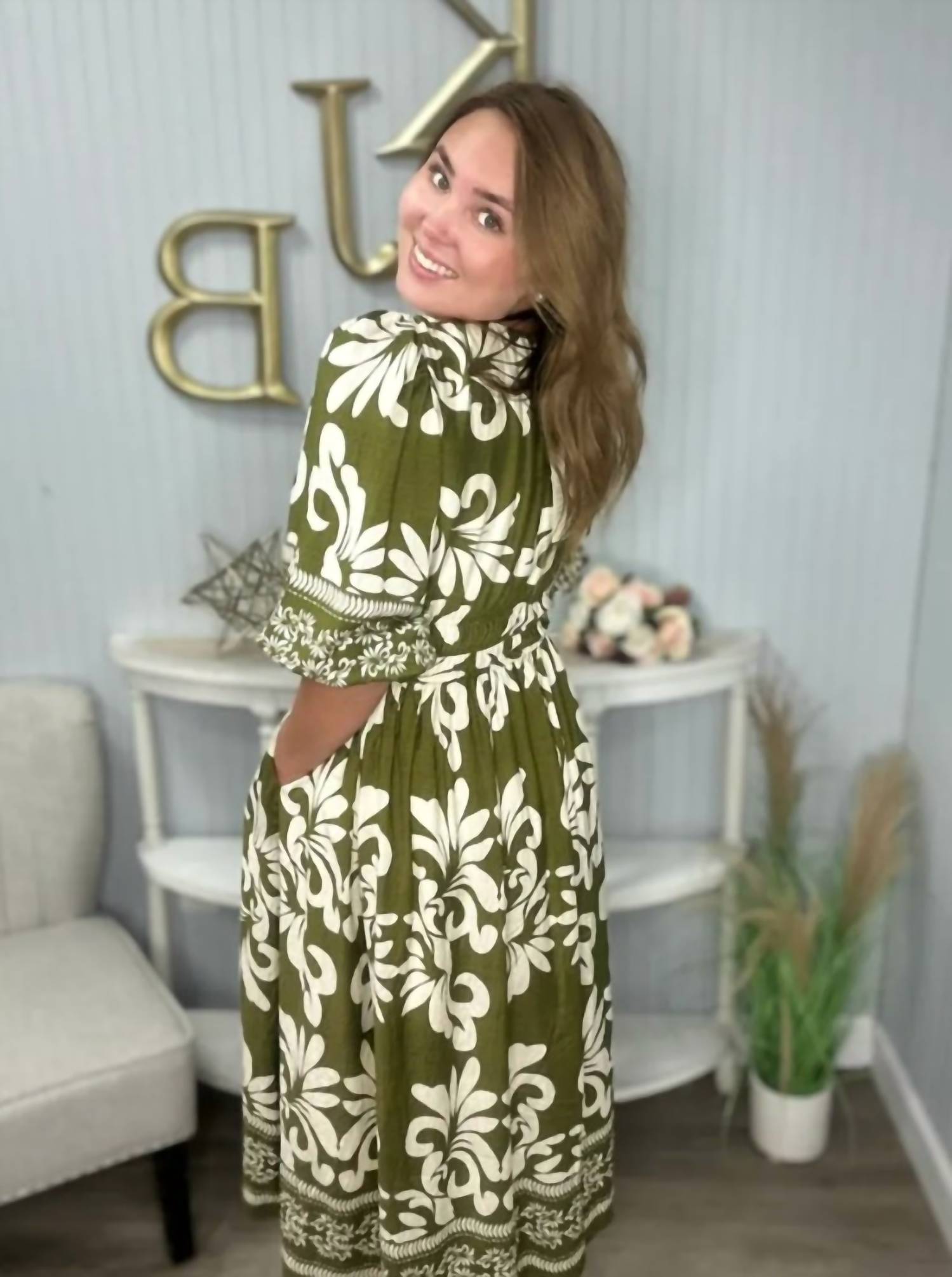 She + Sky - 3/4 Sleeve V-Neck Printed Woven Midi Dress With Side Pocket