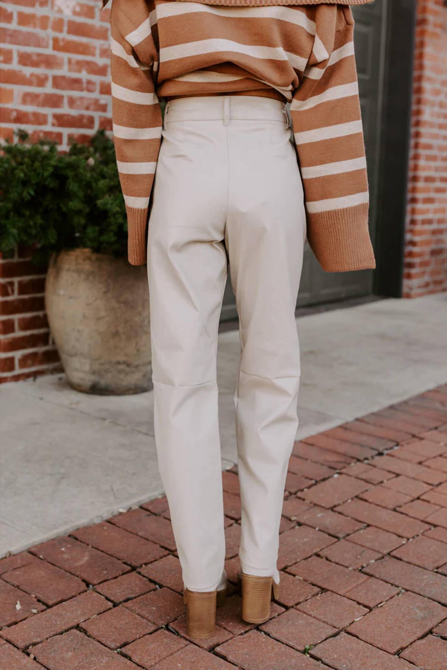 Entro - Catalina High Waist Faux Leather Pants