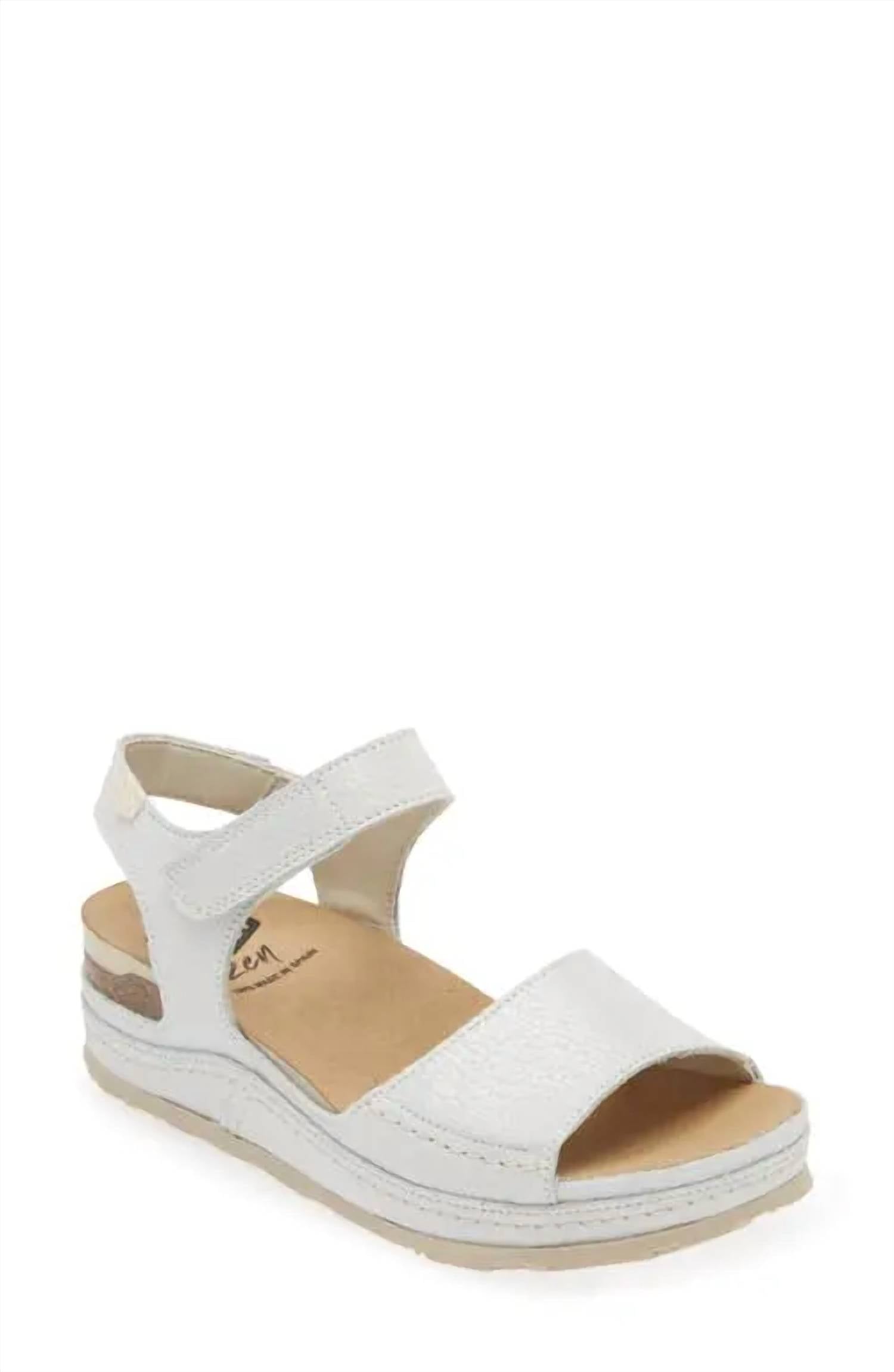 Onfoot - Women's Madison Platform Sandal