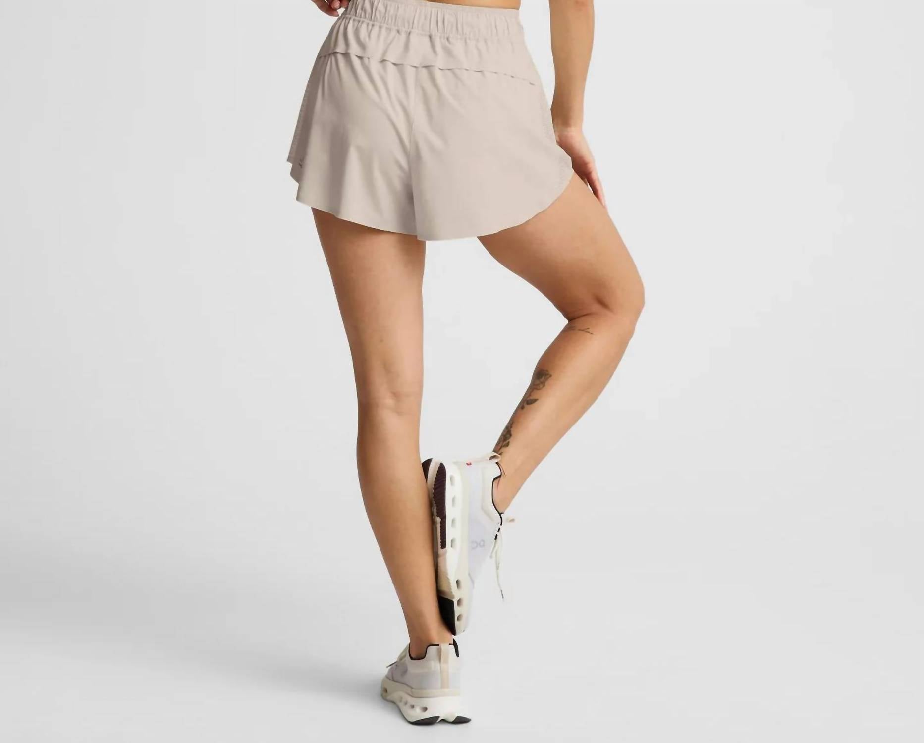 Beyond Yoga - Solemate Shorts