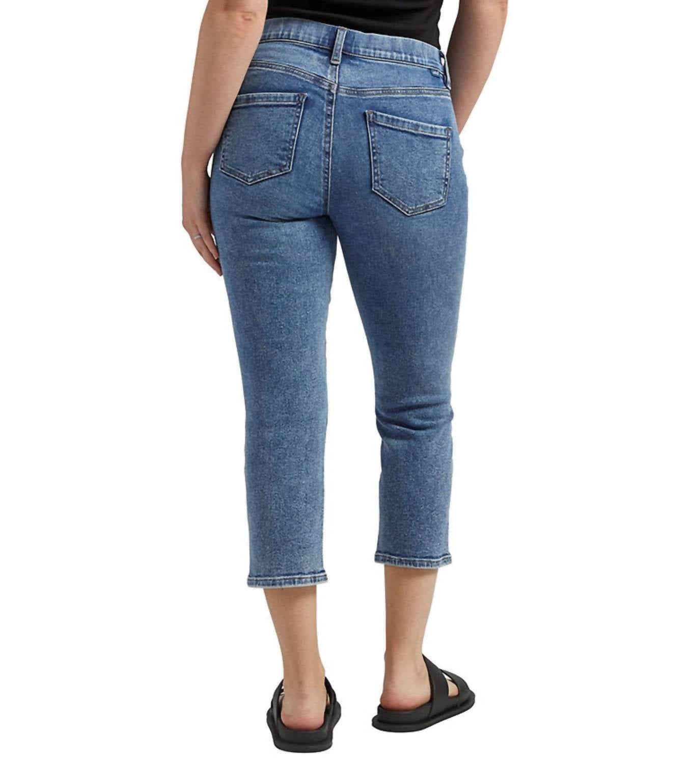 Maya Mid Rise Capri Jean