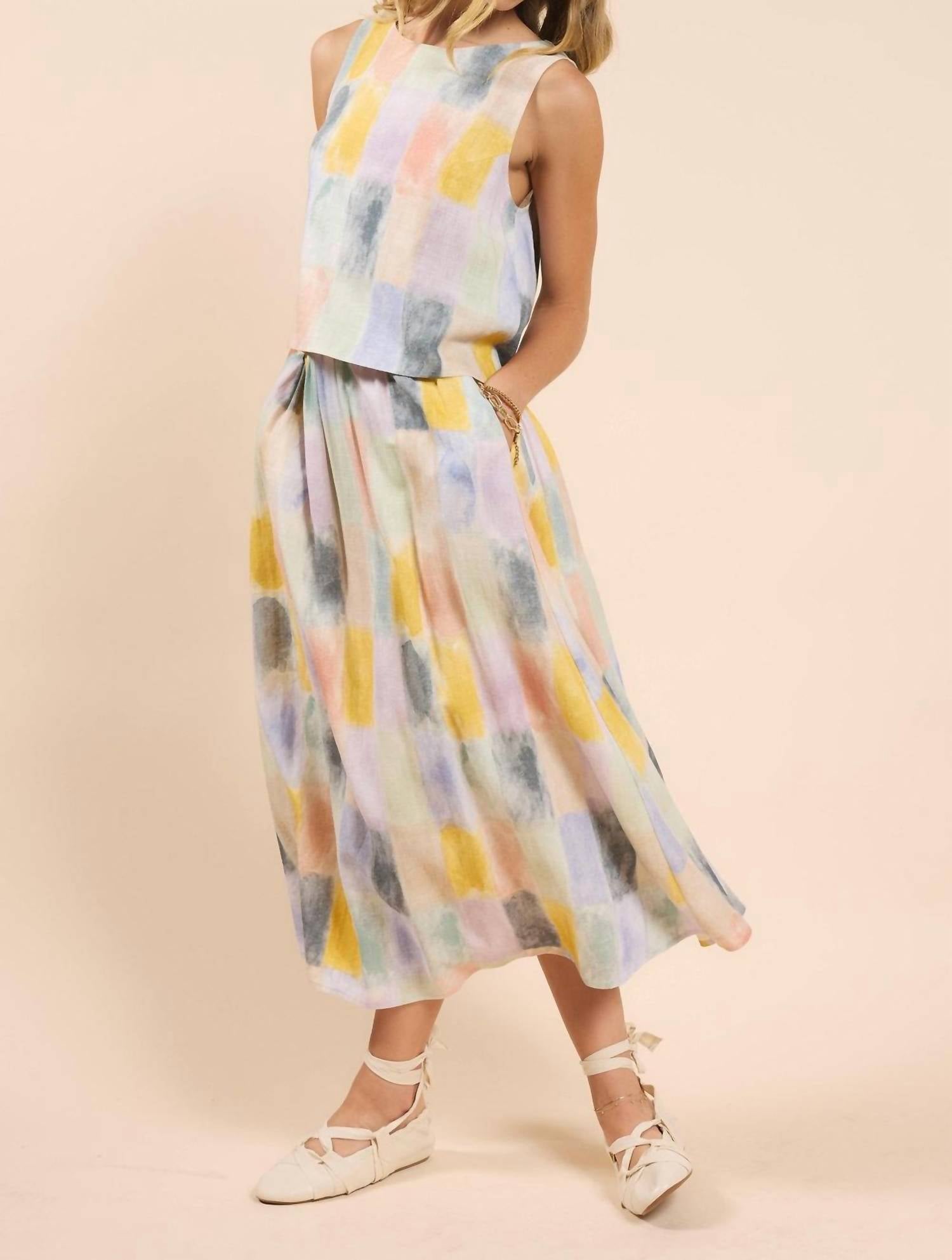 Sadie & Sage - Petrichor Sleeveless Top With Back Button Placket