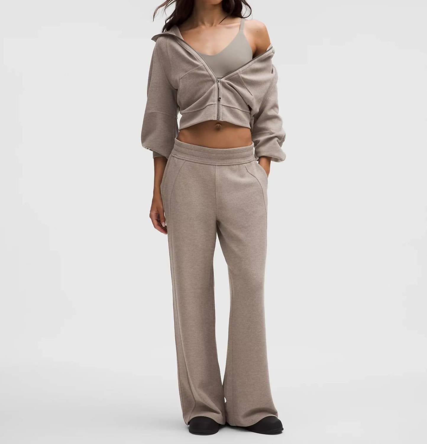 Lululemon - Scuba Mid-rise Wide-leg Pant