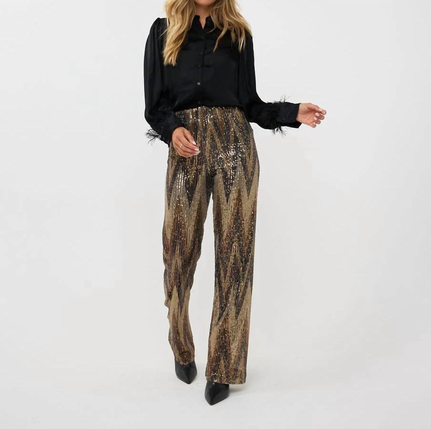 Esqualo - Briet Basic Satin Feathers Blouse
