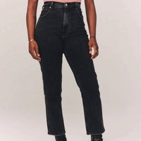 Abercrombie & Fitch - Ultra High Rise Ankle Straight Jeans