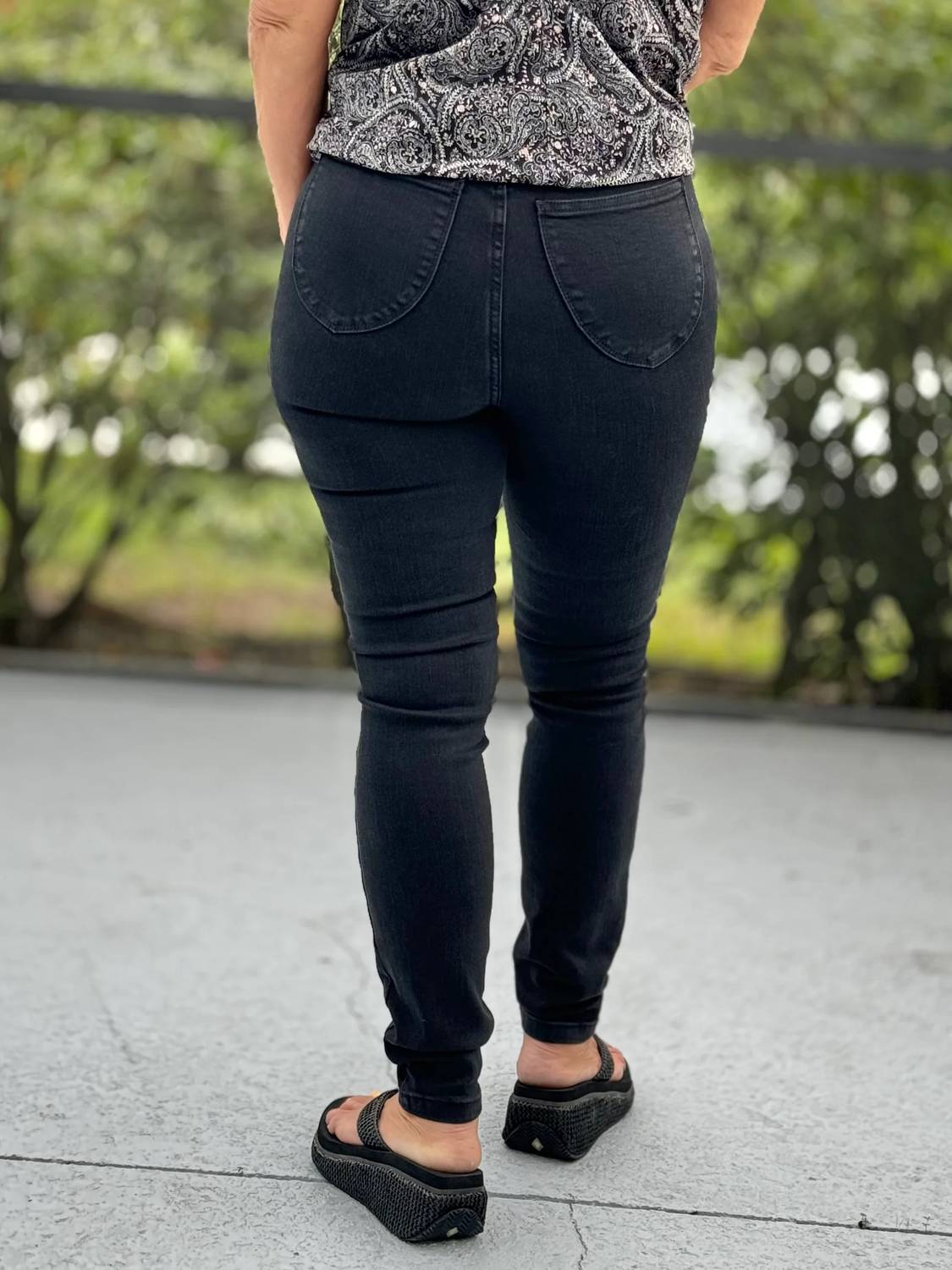 Judy Blue - Simply Sleek Jeggings