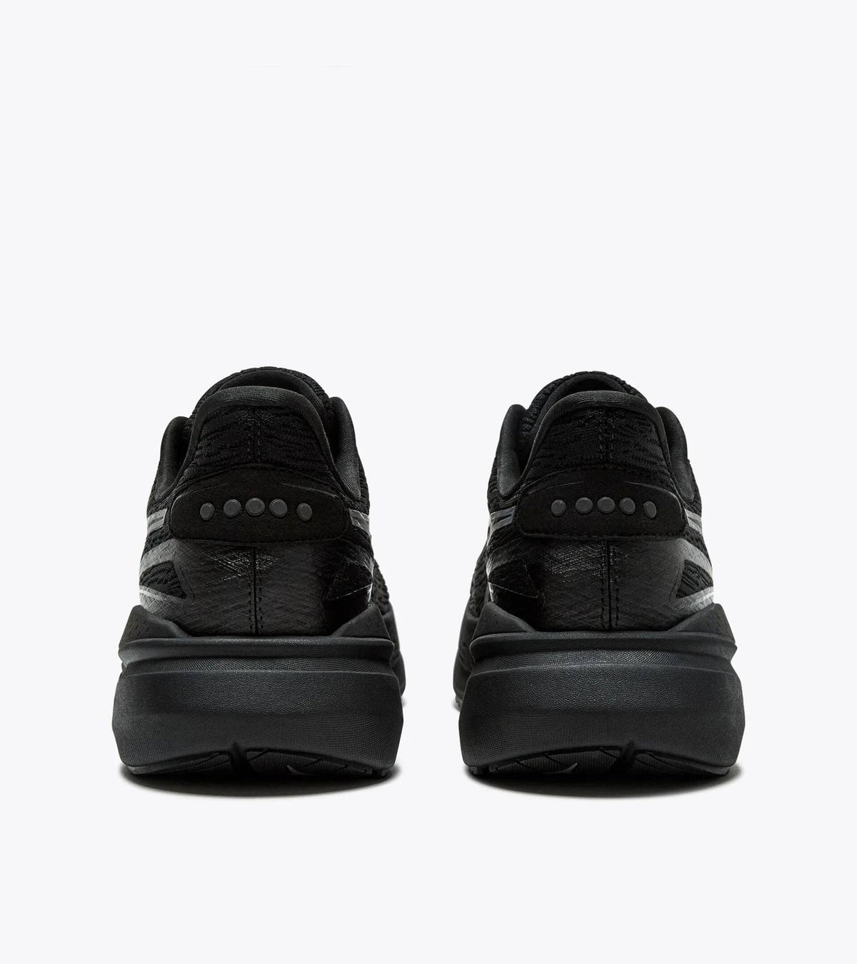 Diadora - Women's Nucleo 2 Sneaker