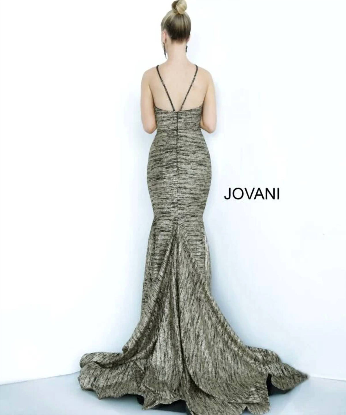 Jovani - Form Fitting High Halter Gown