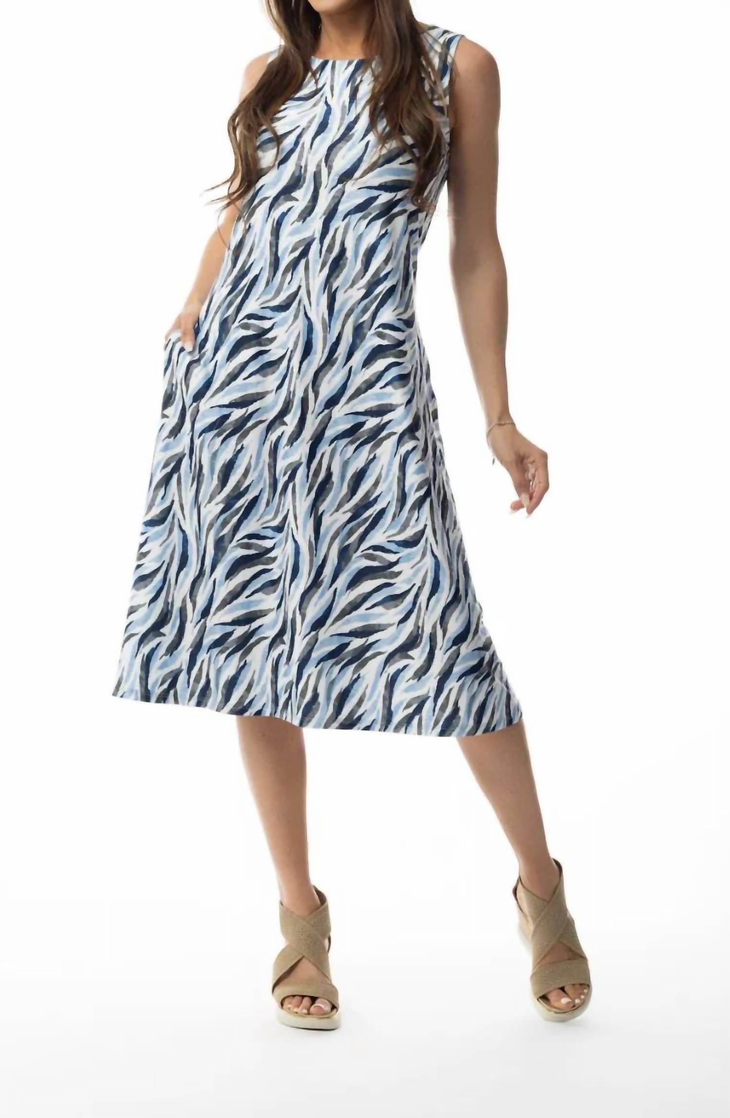 Pure Essence - Relaxed A-line Midi Dress