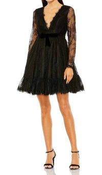 Mac Duggal - Lace Long Sleeve Dress