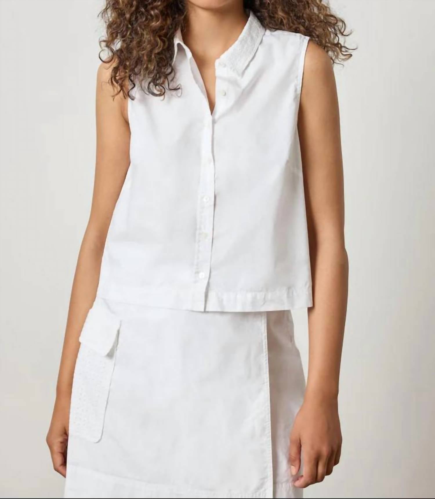 Lilla P - Eyelet Collar Sleeveless Shirt