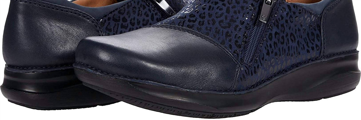 Clarks - Women's Appley Zip Casual Slip-on Shoes