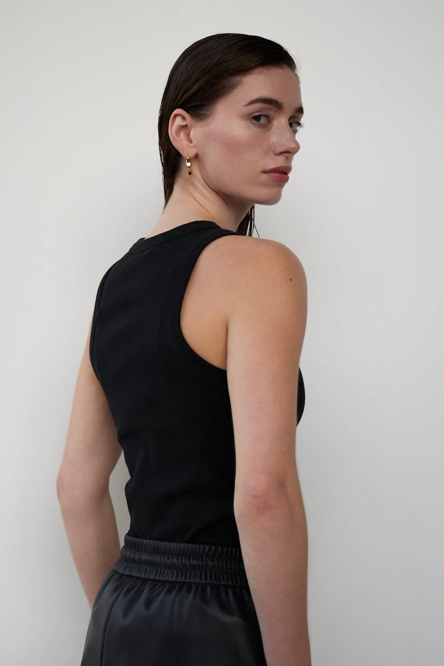 Withblack - Rita Ribbed Tank Top