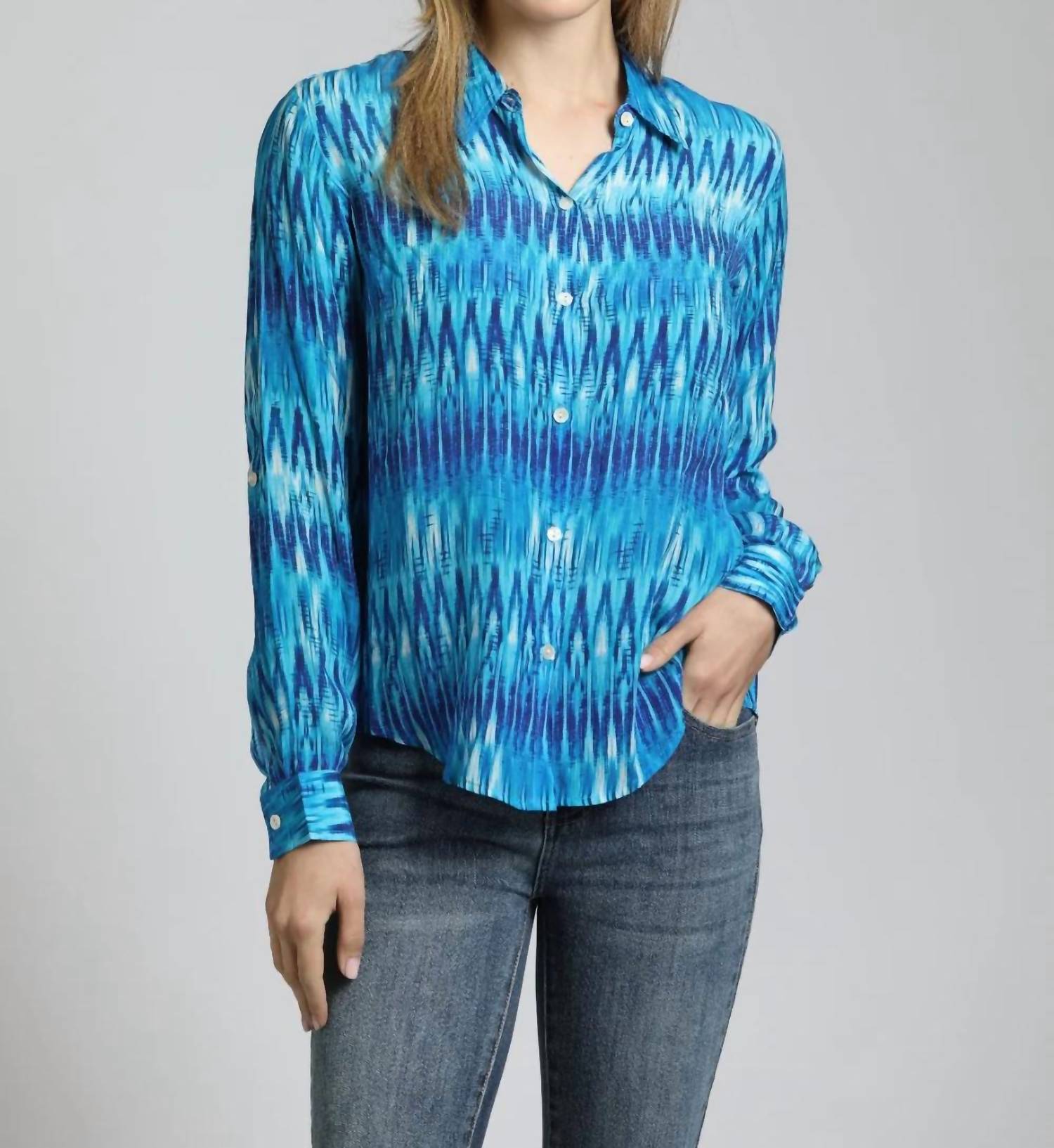 Apny - Button-up Blouse With Roll-up Sleeve