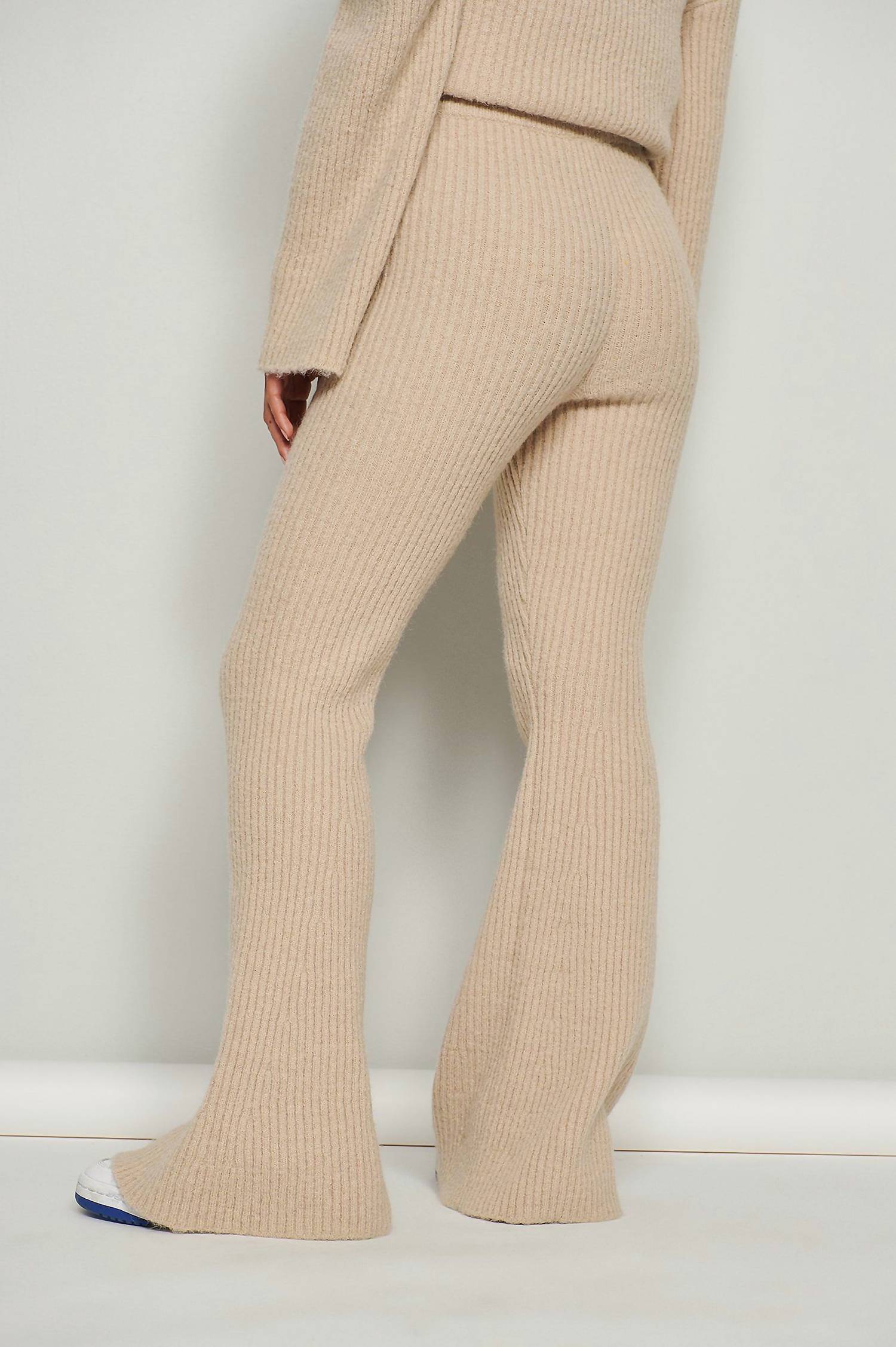 RIBBED-KNIT STRAIGHT-LEG PANTS