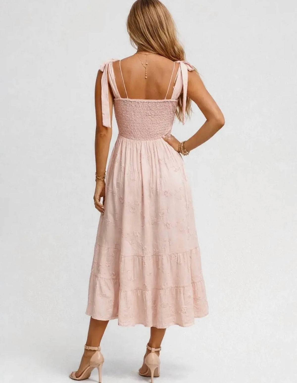 Sweetkama - Floral Embroidered Midi Dress