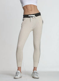 Label+Thread - Women's Slim Waffle Jogger