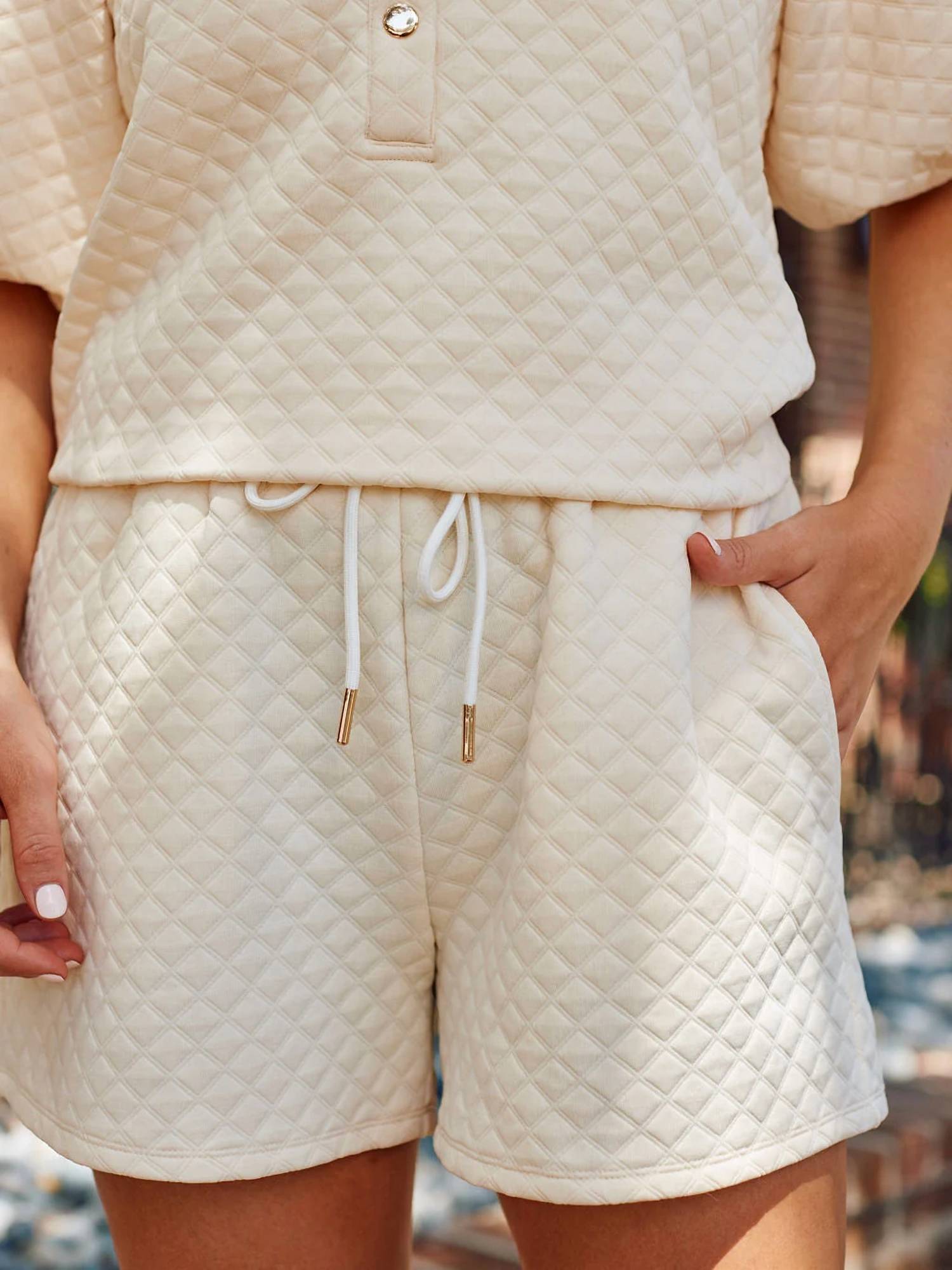 Mary Square - Diamond Madelyn Top And Shorts Two-piece Set