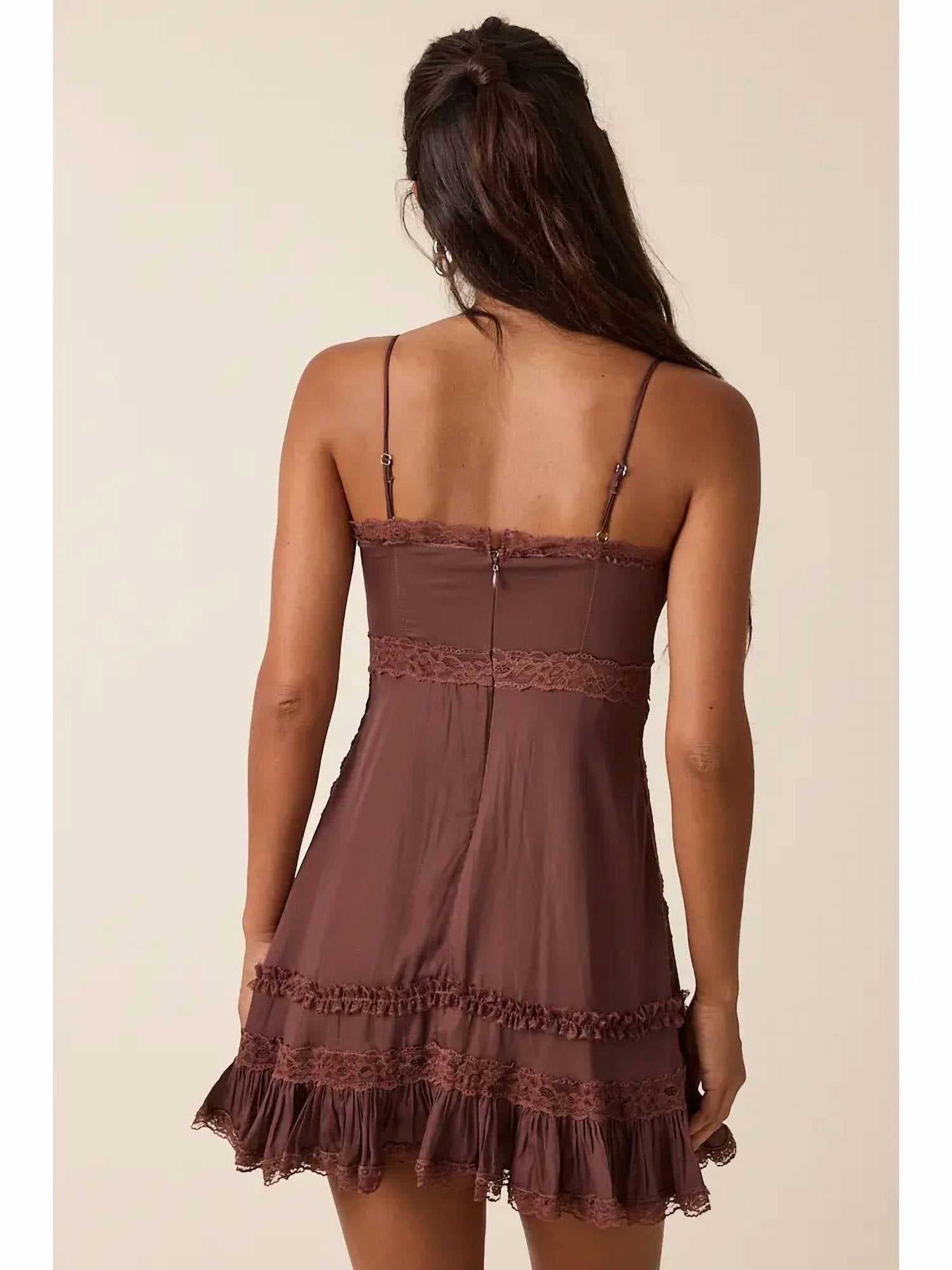 Sky To Moon - Alyssa Sweetheart Neck Lace Trim Mini Dress