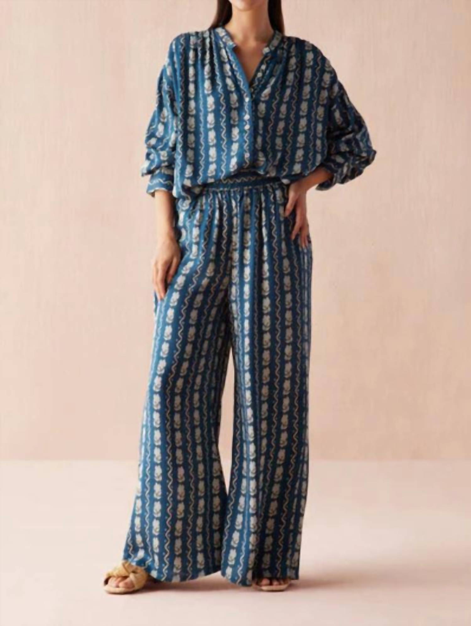 Omika - Paige Pant
