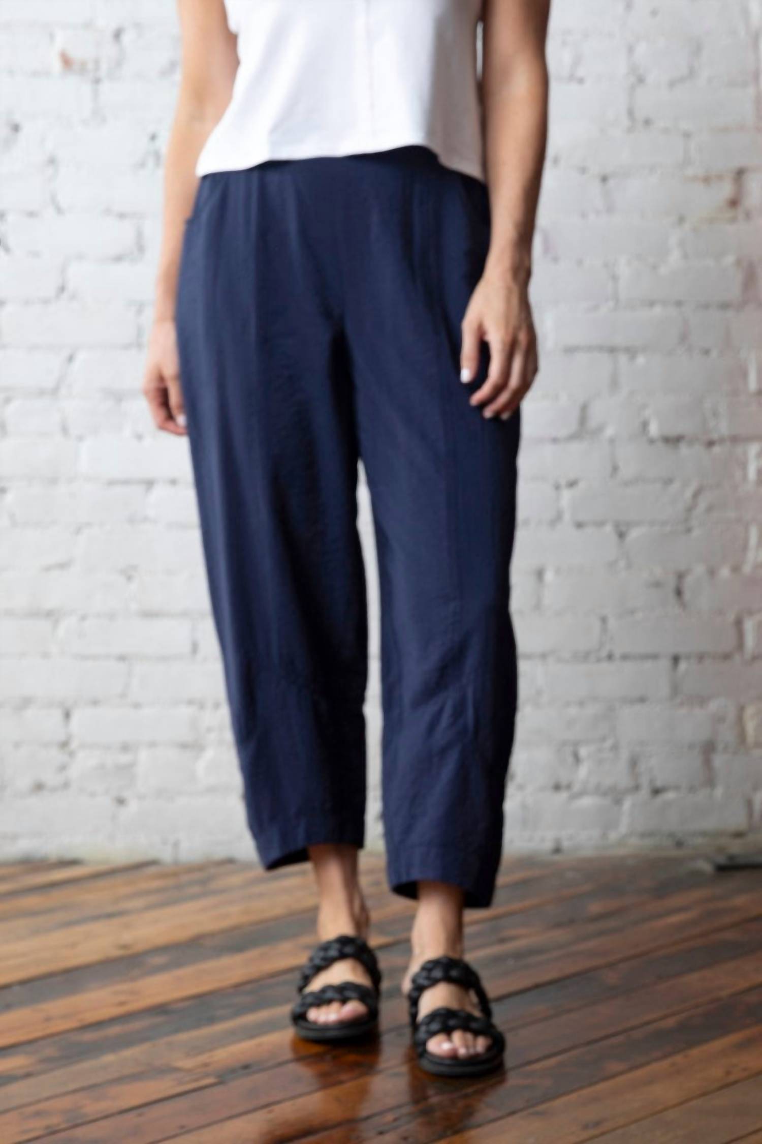 Liv By Habitat - Women's Olivia Rayon Crinkle Solid Seamed Lantern Pant