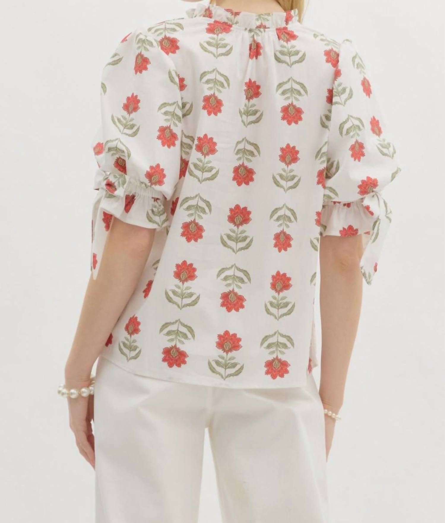 Entro - Floral Print Pullover Top