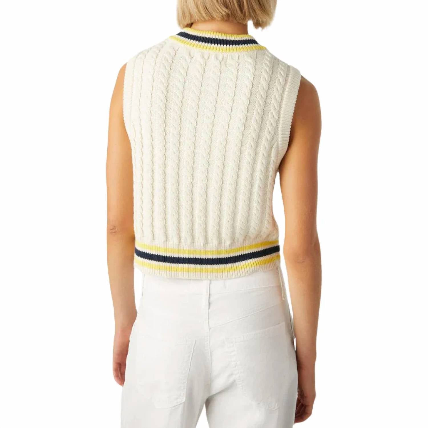 Amo - Selma Sleeveless V-neck Sweater