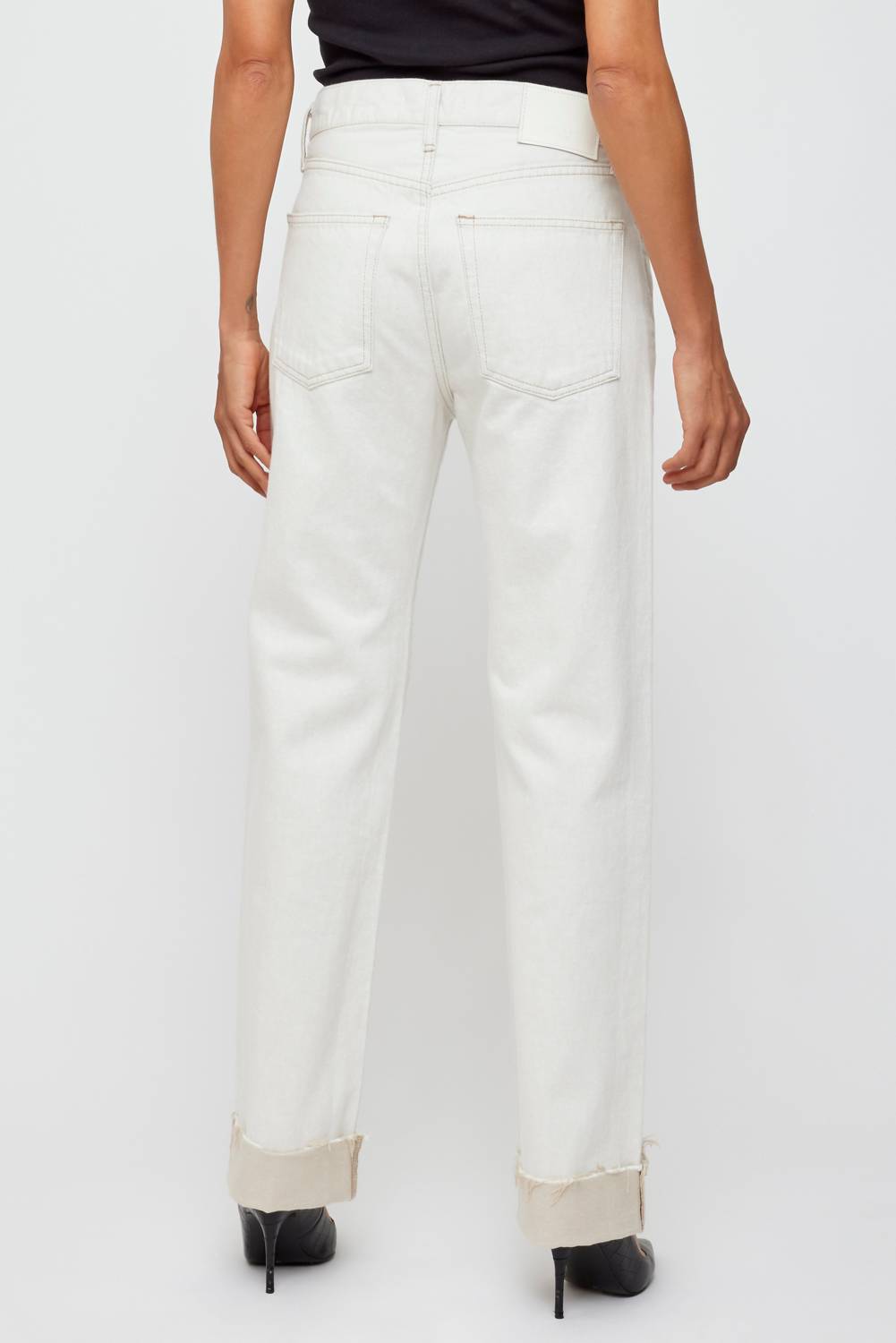 Moussy Bellport Straight Jean in white - women's jeans - detail view