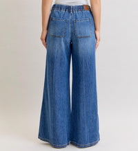 Judy Blue - Palazzo Featherweight Jeans