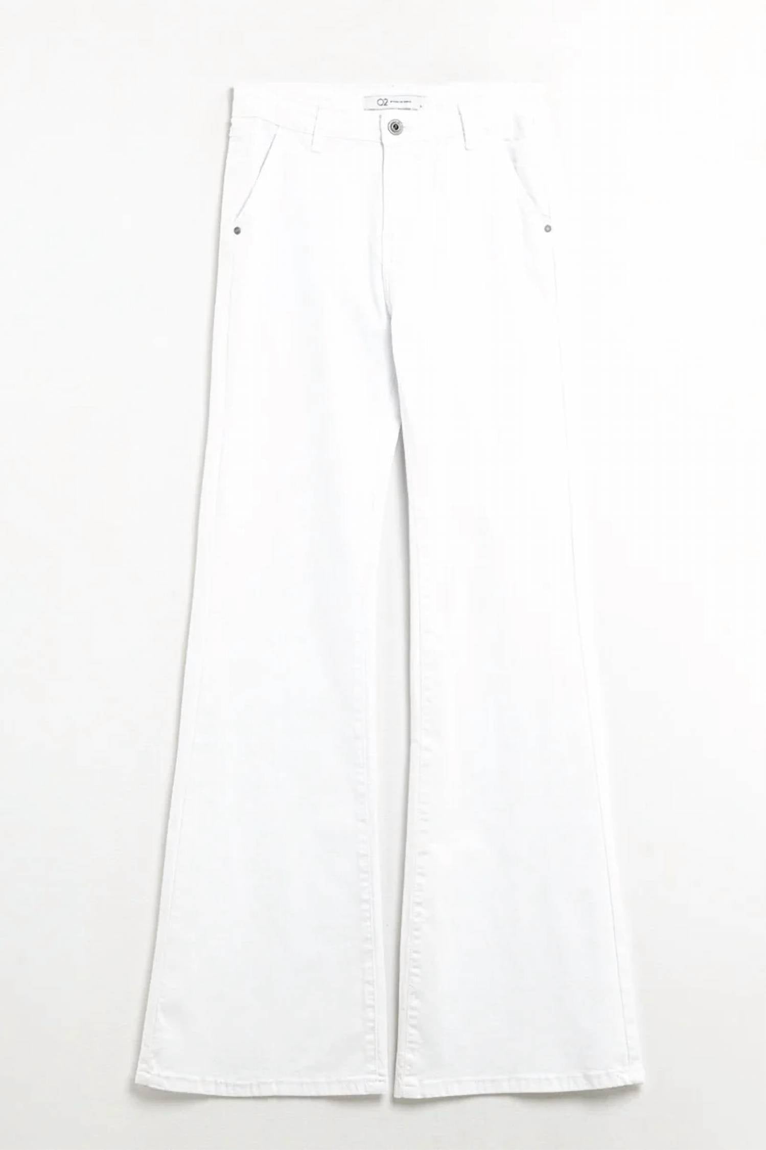 Q2 - Women's Comfy Flared Jeans