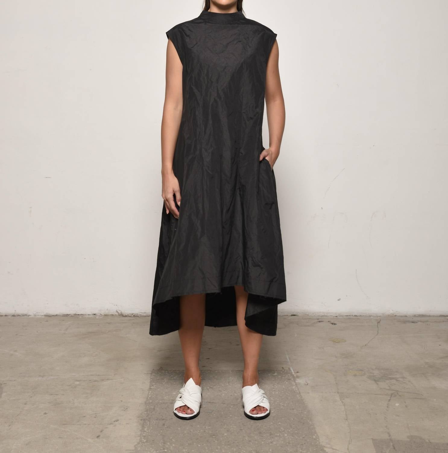 Simply Mila - Gaia Sleevesless Dress