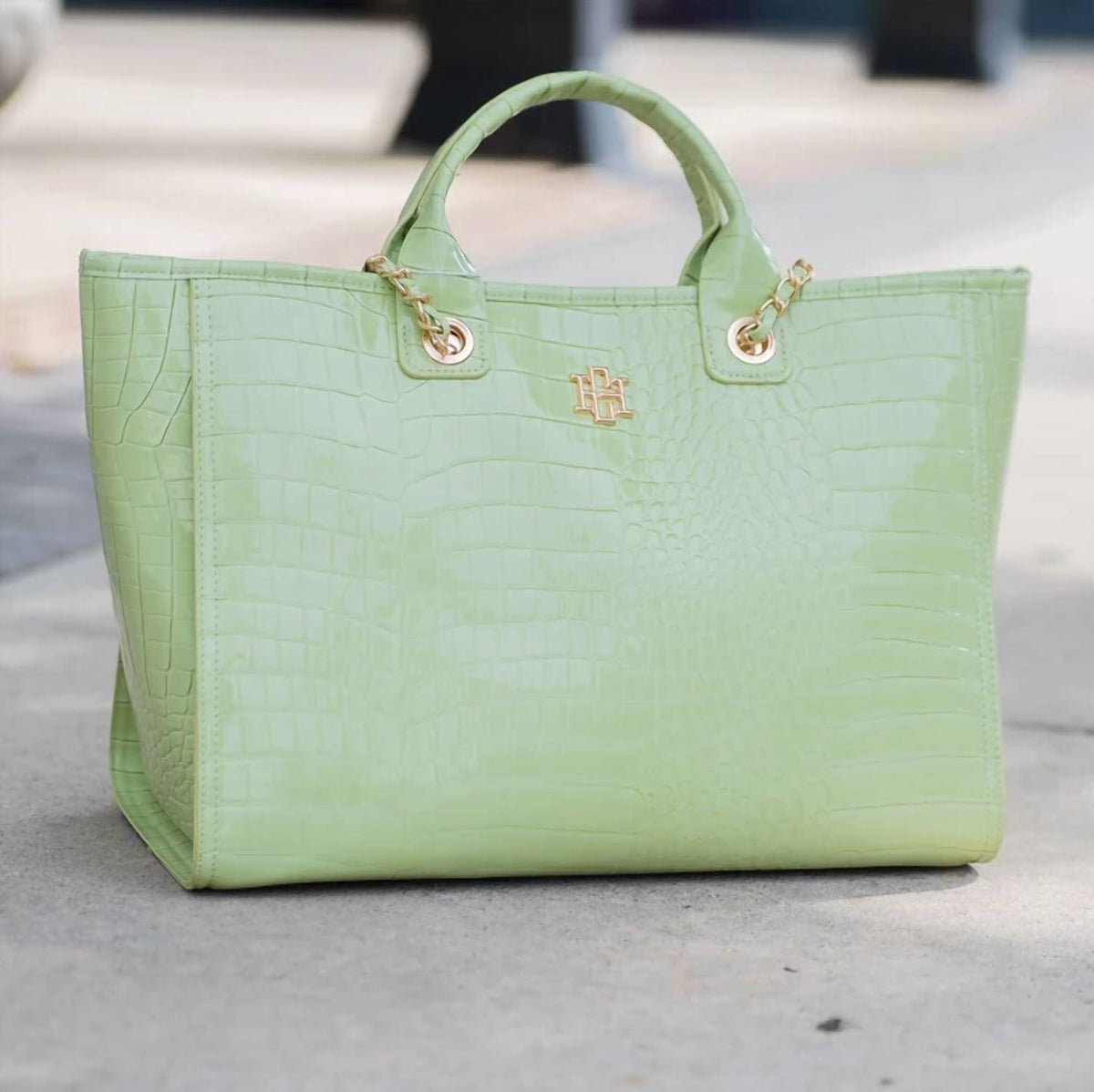 Caroline Hill - Missy Tote Bag
