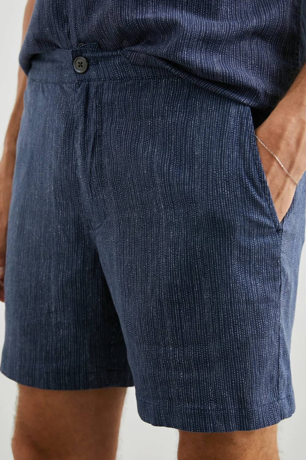 Rails - Sona Short