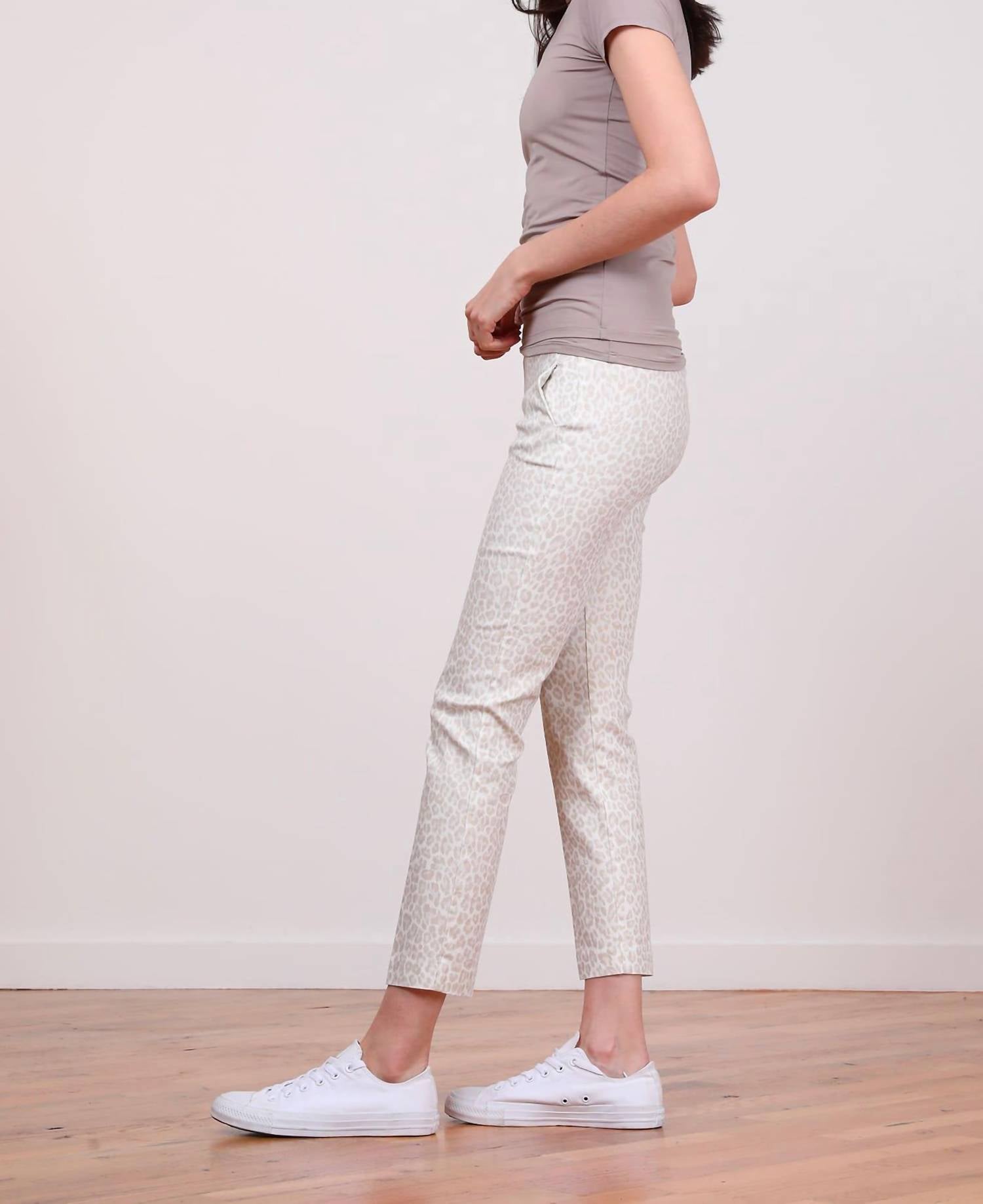 Avenue Montaigne Lulu Straight Cropped Pant in leopard gold - women's pants - detail view