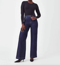 Spanx - Scoop Neck Long Sleeve Bodysuit