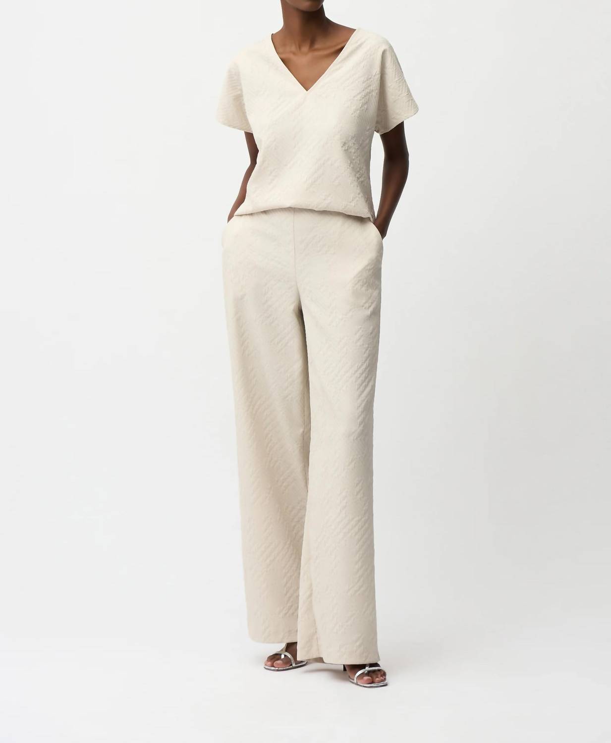 Joseph Ribkoff - Geometric Textured Jacquard Top With V-neckline