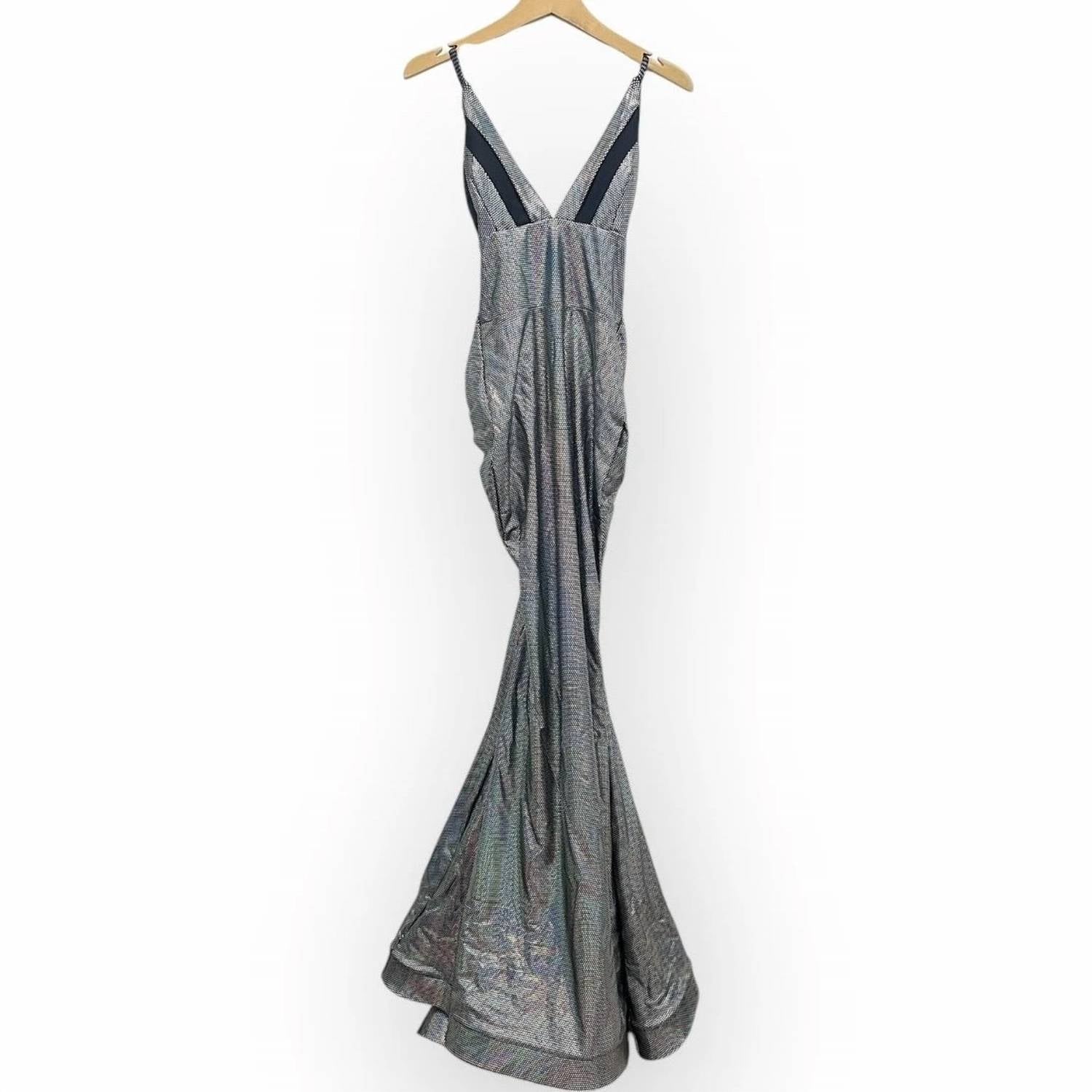 Jessica Angel - Deep-v Strappy Cold Back Metallic Mermaid Prom Dress