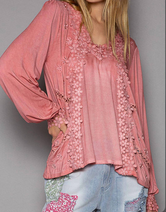 Pol - Floral Lace Crochet Top